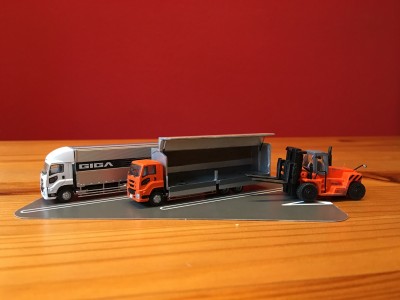 Isuzu Giga Umbau vor Modell aus der Truck Collection Vol. 9