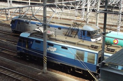 Saitama Shintoshin 2019 03 26 EH 510 und EF 210.JPG